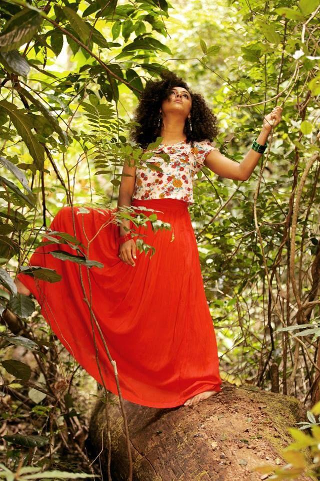 Mollywood Actress Pearle Maaney Latest Photo Stills