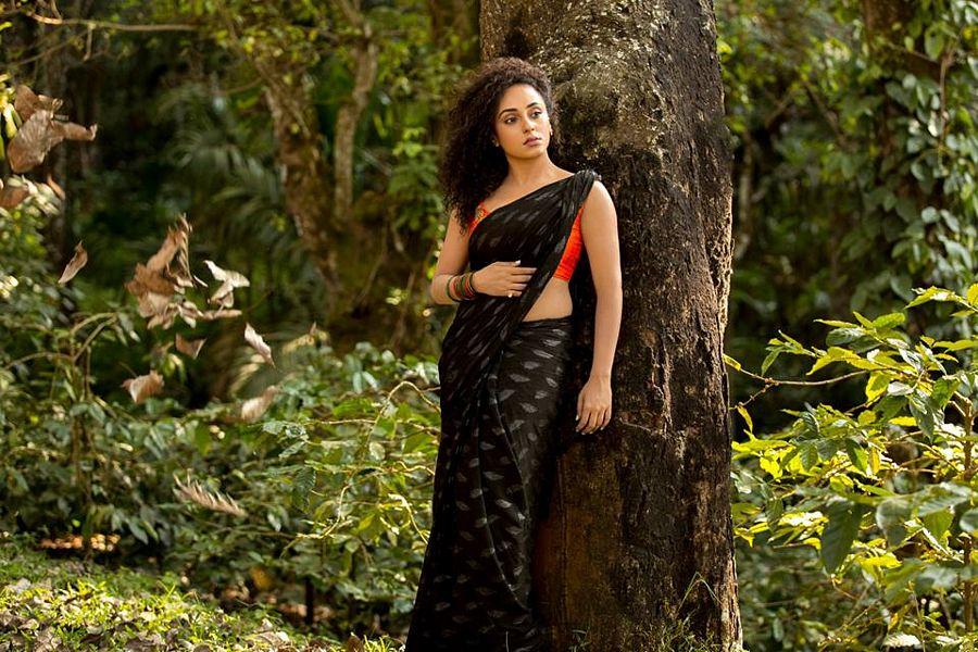 Mollywood Actress Pearle Maaney Latest Photo Stills