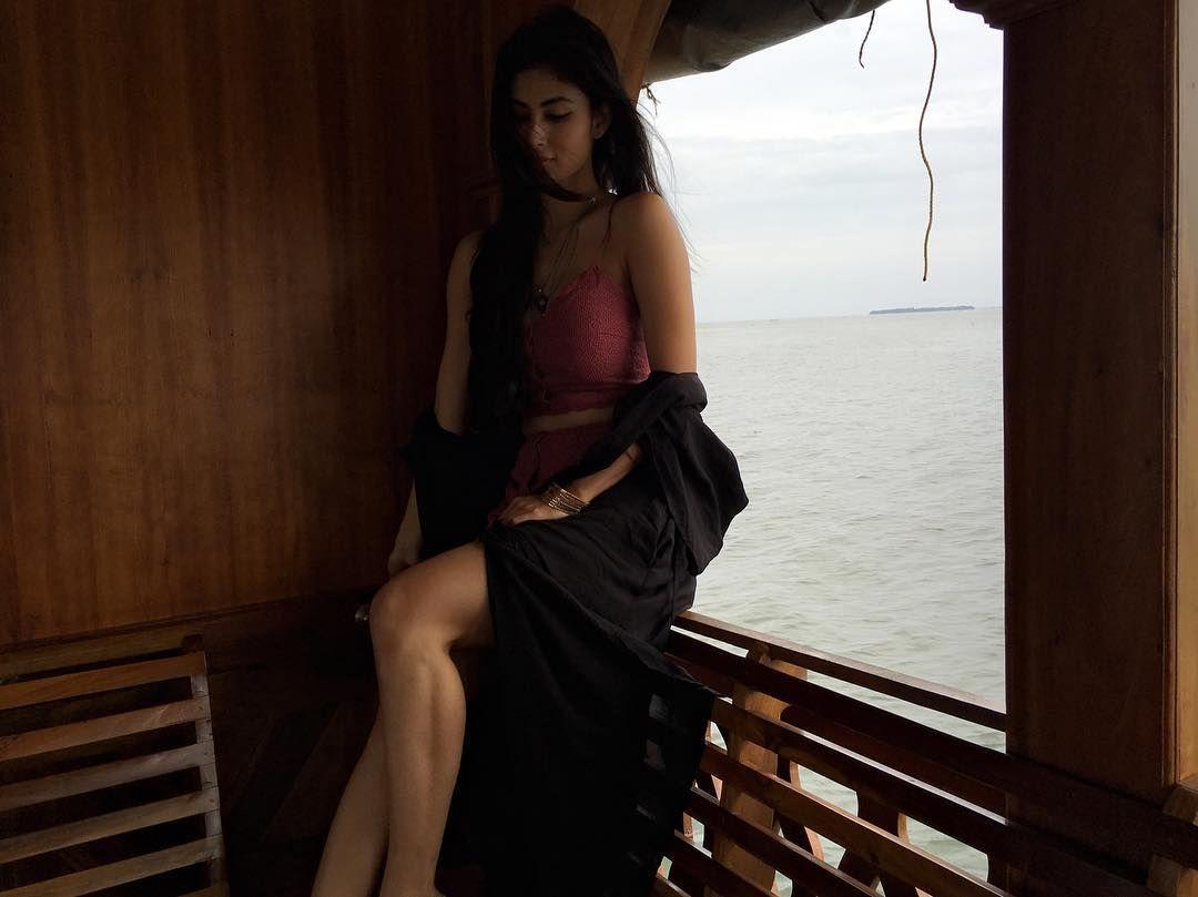 Mouni Roy Photos: 30 Unseen Hot & Beautiful Photos of Mouni Roy