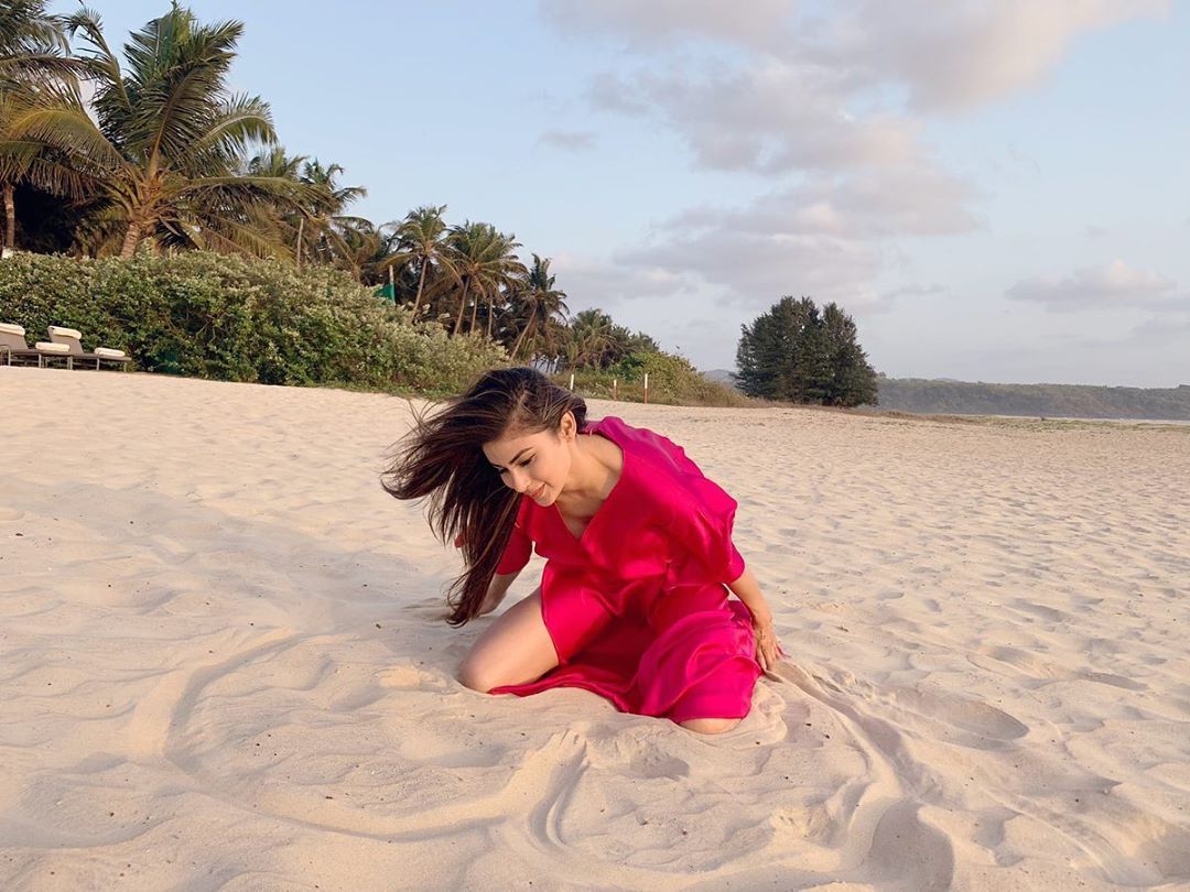 Mouni Roy enjoying Beach Vacation