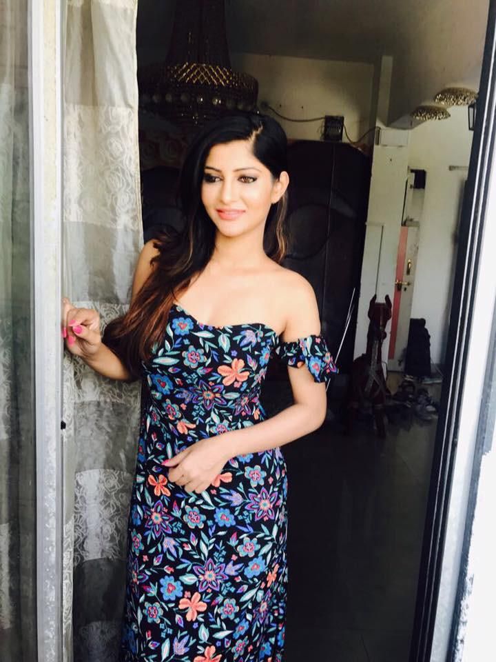 Munjal Madhura Stills