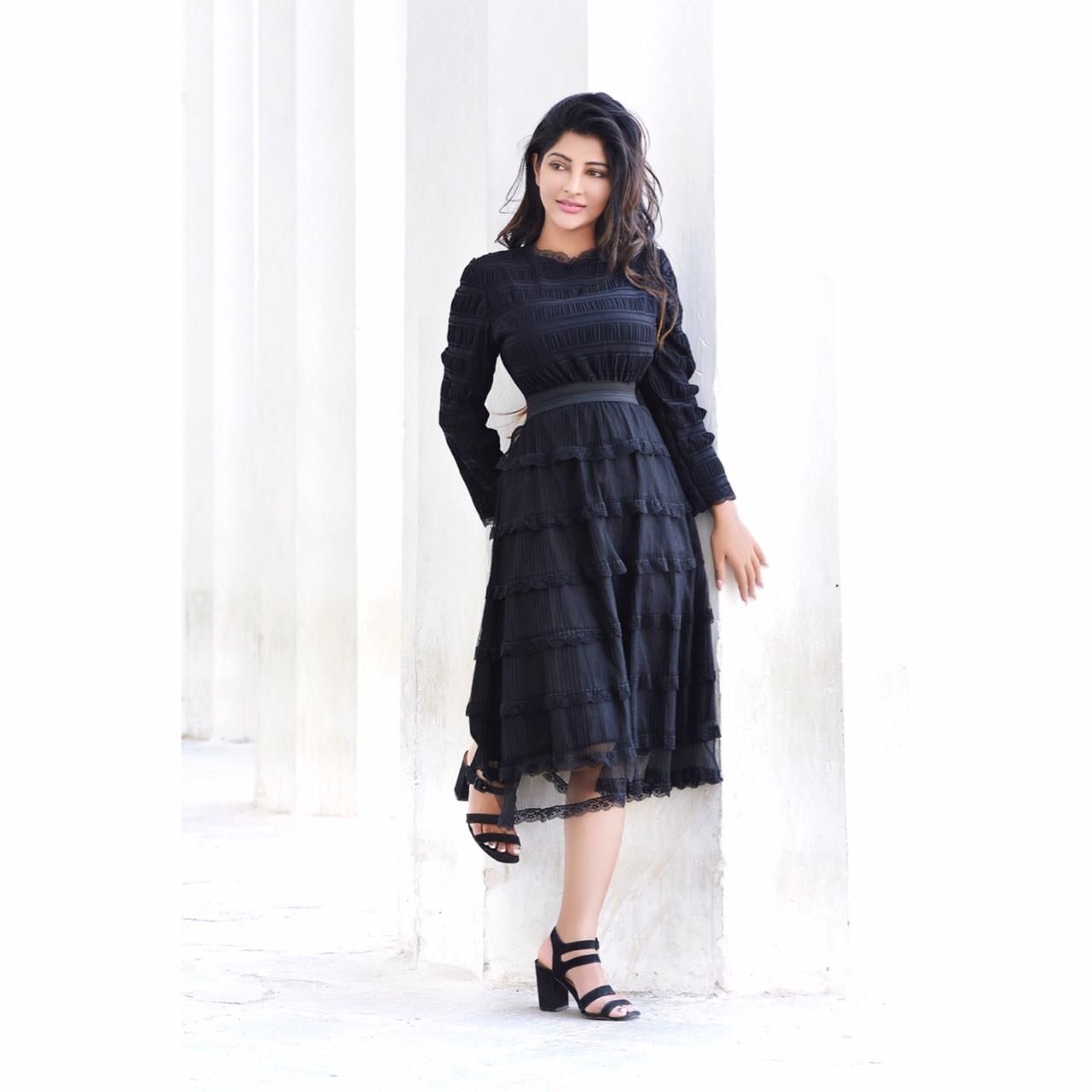 Munjal Madhura Stills