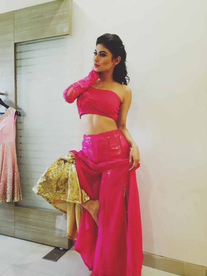 Naagin’s Mouni Roy's HOT UNSEEN Photos