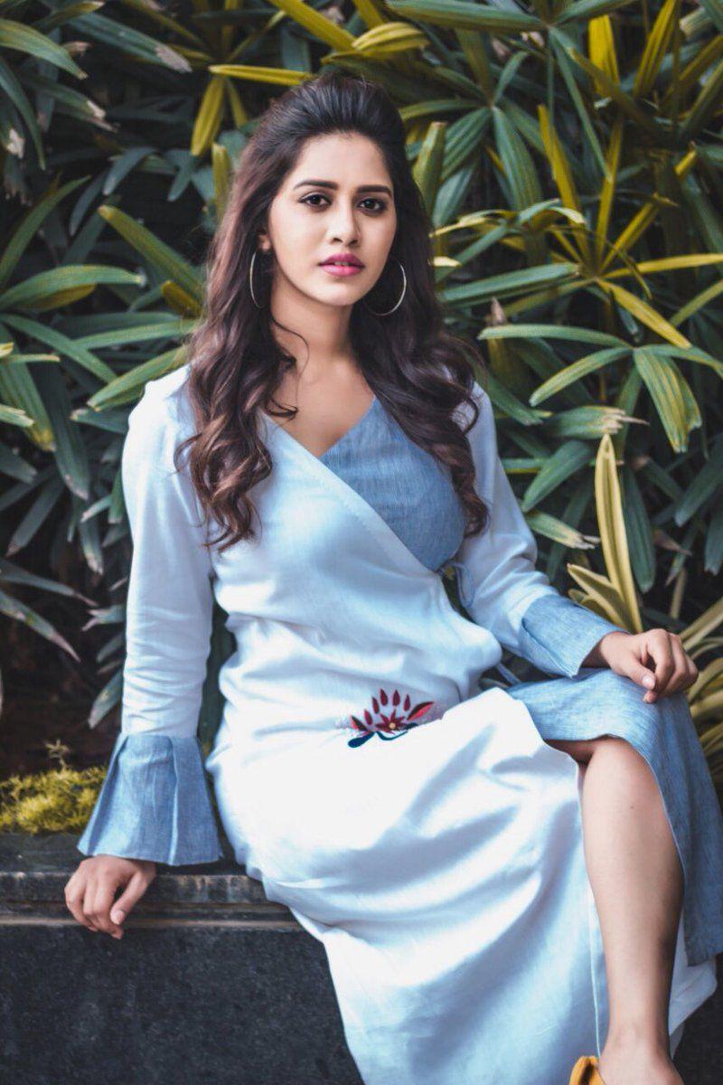 Nabha Natesh Latest 2018 Photoshoot Stills