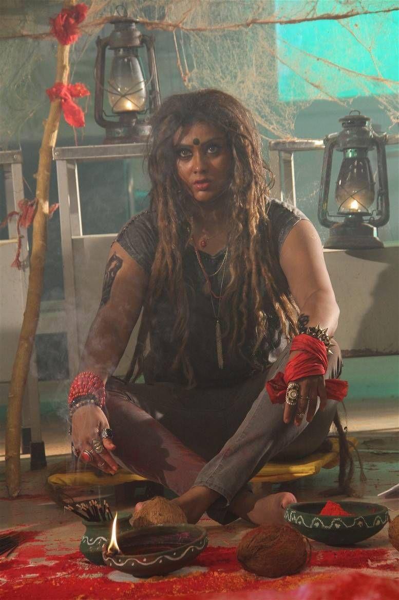 Namitha Stills From Pottu Tamil Movie