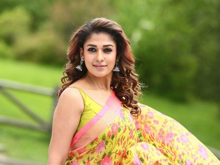 Nayantara HOT & SEXY Close UP Wallpapers