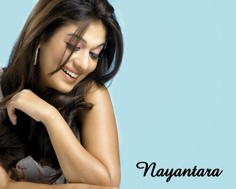 Nayantara HOT & SEXY Close UP Wallpapers