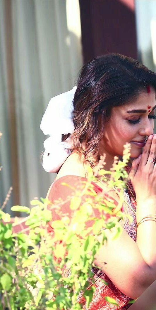 Nayanthara Latest Stills Leaked from Jai Simha Movie