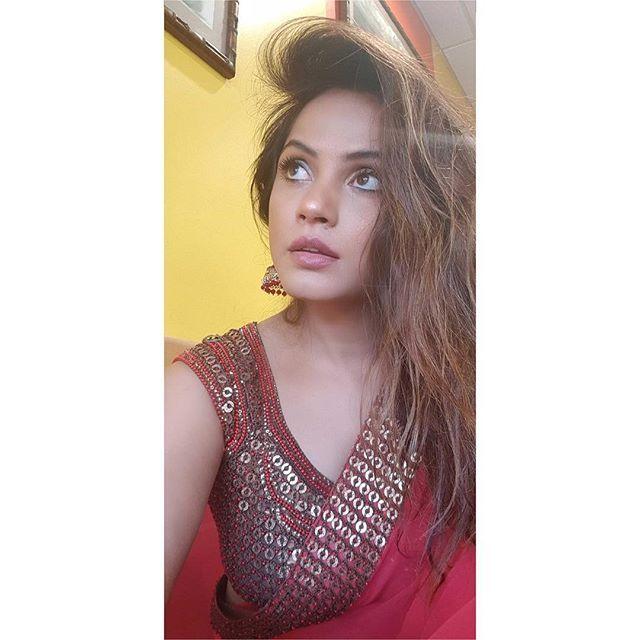 Neetu Chandra Latest Unseen Hot Photo Stills 2018