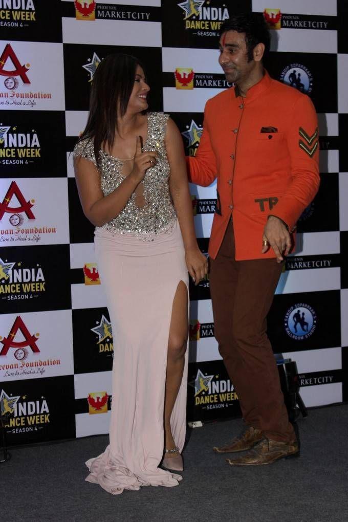 Neetu Chandra Stills At Indias First Dance Week Season 4