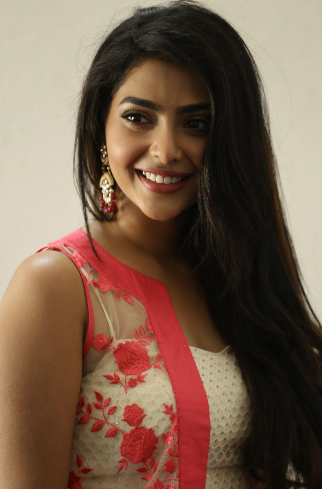 New Actress Iswarya Lakshmi Latest Stills