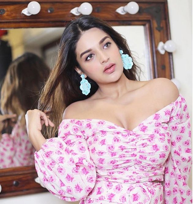 Nidhhi Agerwal Latest New Photos