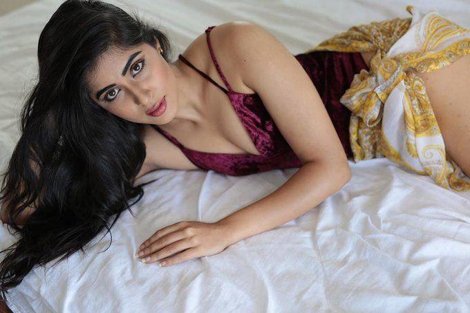 Nikita Sharma Latest 2018 Instagram Hot Photoshoot Stills