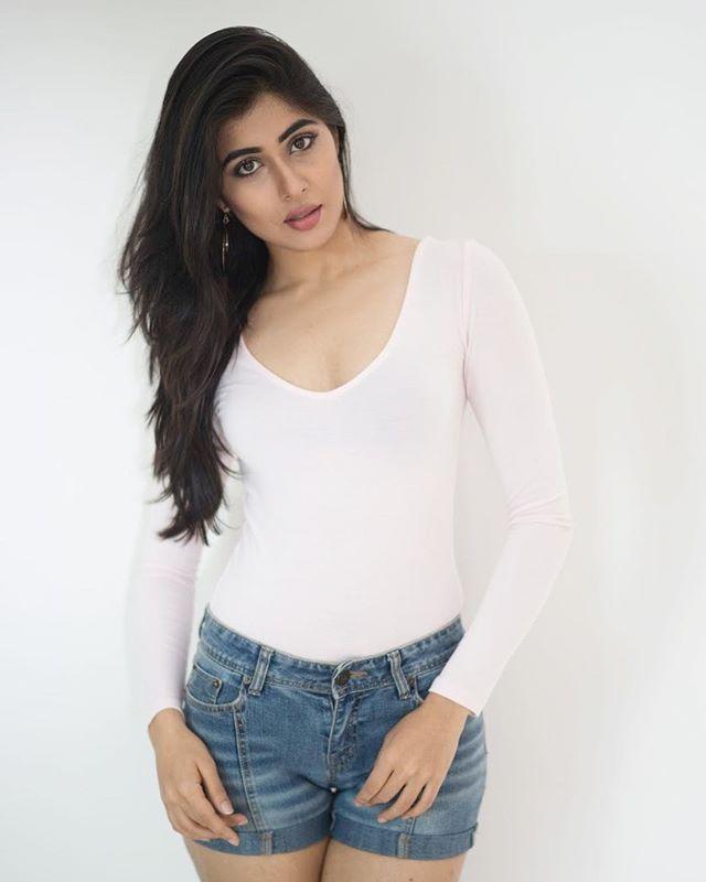 Nikita Sharma Latest 2018 Instagram Hot Photoshoot Stills