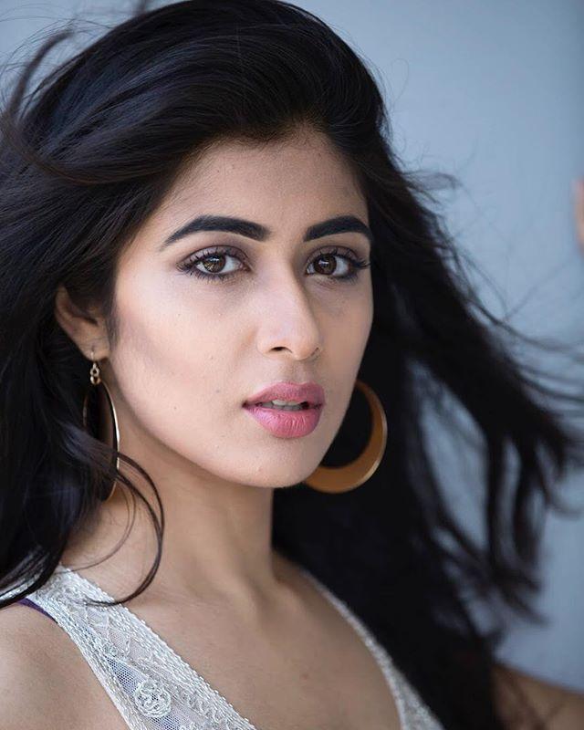 Nikita Sharma Latest 2018 Instagram Hot Photoshoot Stills