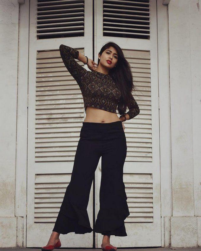 Nikita Sharma Latest 2018 Instagram Hot Photoshoot Stills