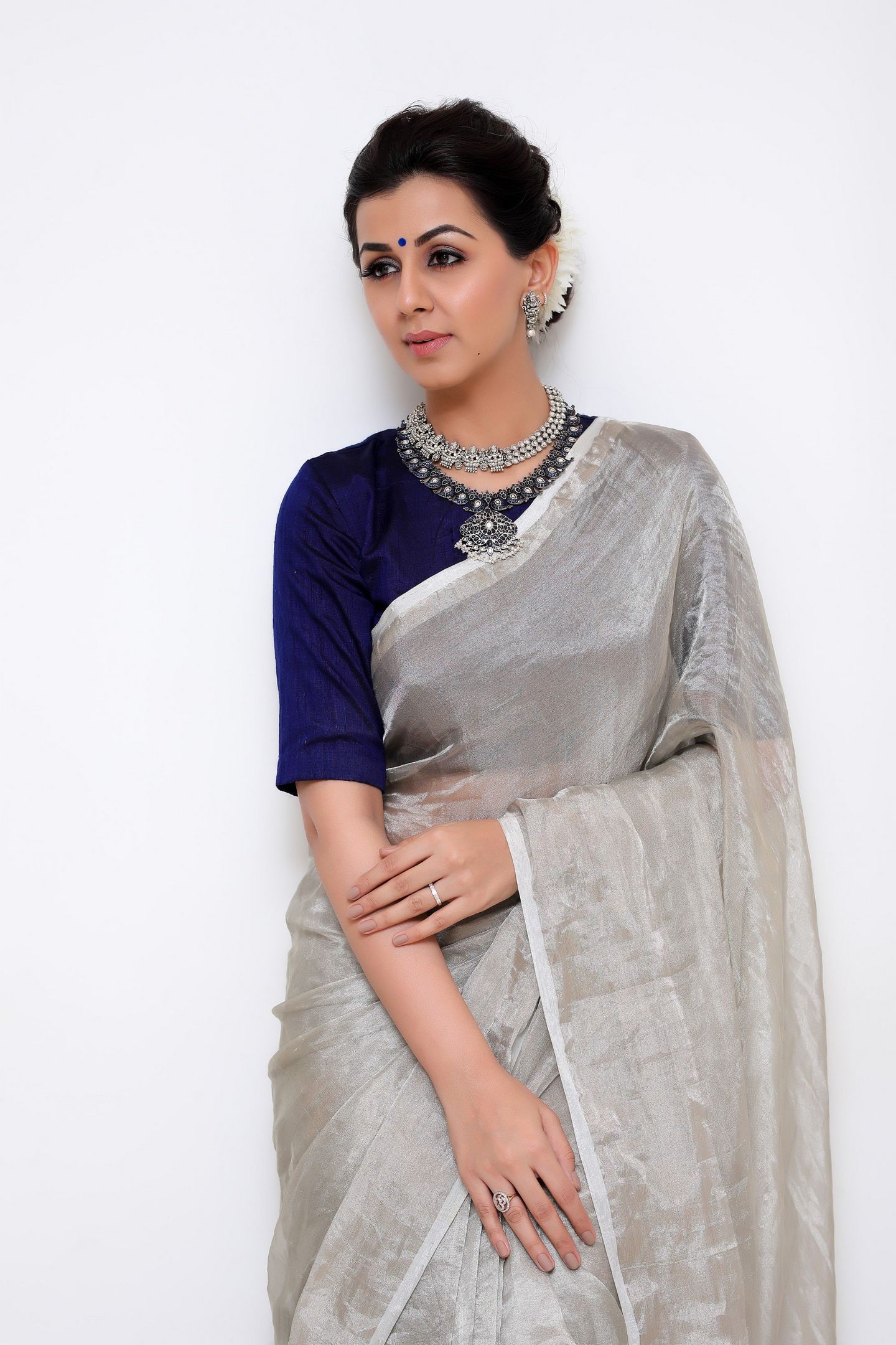 Nikki Galrani Latest Photos in Saree