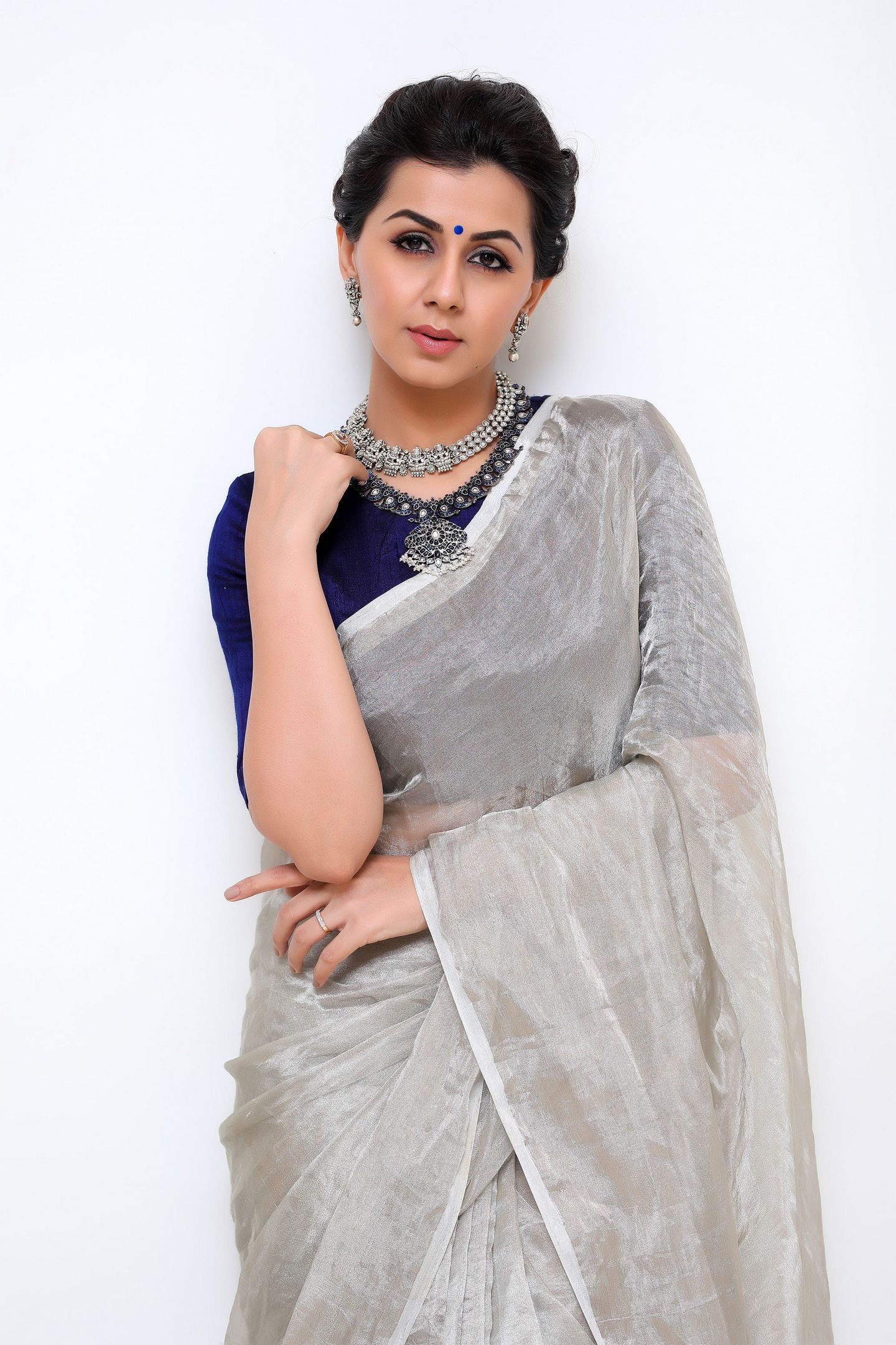 Nikki Galrani Latest Photos in Saree