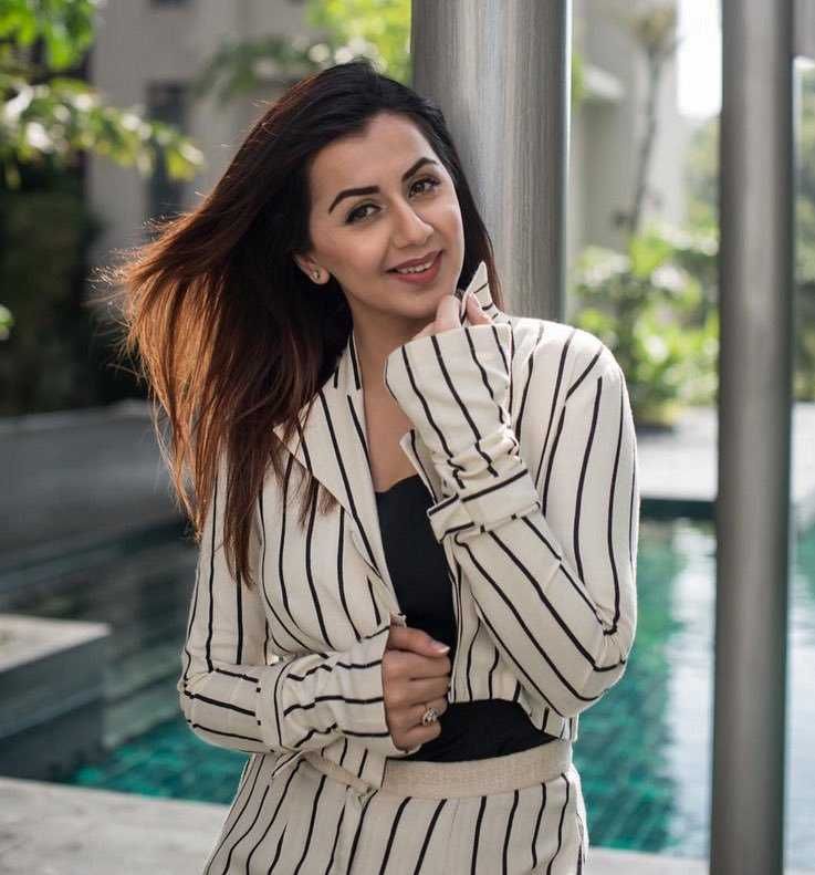 Nikki Galrani New Photostills