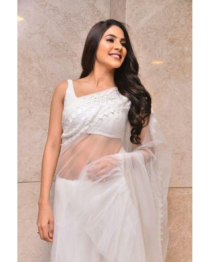 Nikki Tamboli  Stills