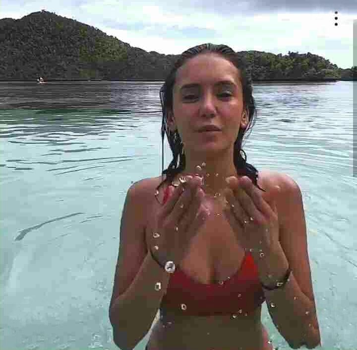 Nina Dobrev Photos Under Water