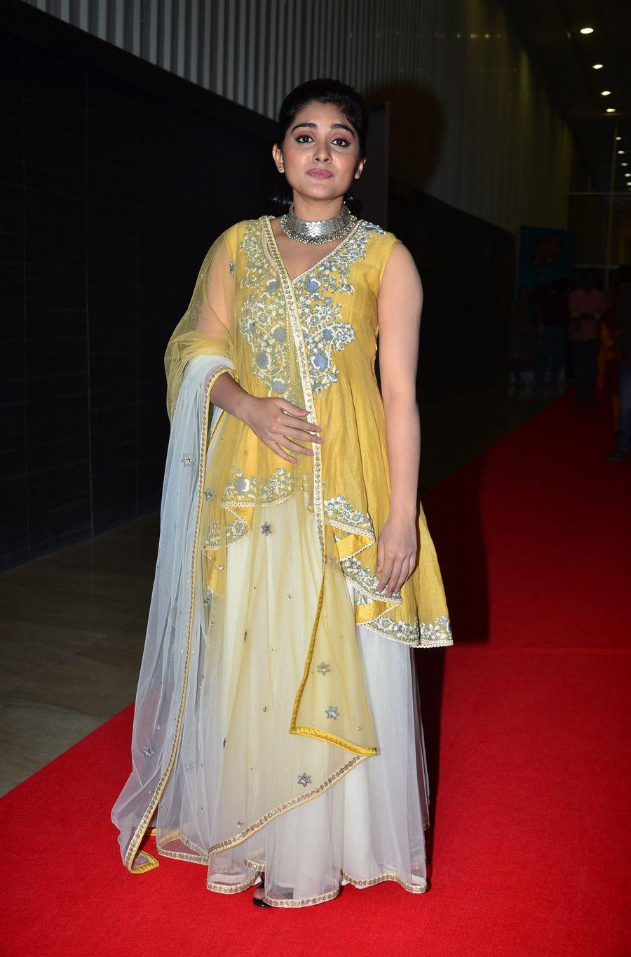 Niveda Thomas Stills at Ninnu Kori Movie Pre Release Function