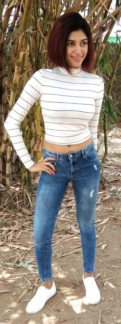 Oviya Latest Photo Stills