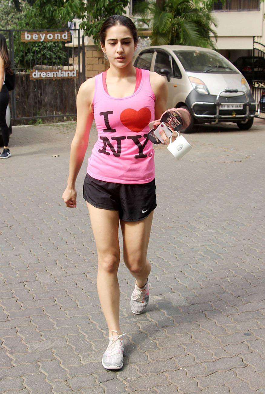 PHOTOS: Sara Ali Khan Spotted Post her Workout Session