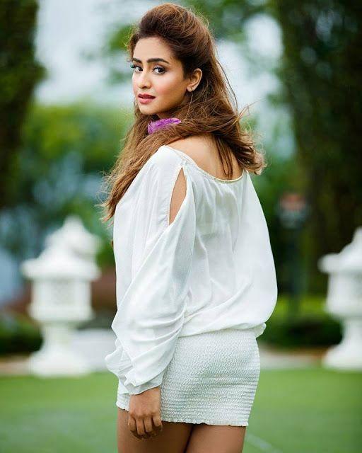 Paisa Vasool Heroine Muskan Sethi Photo Gallery 2017