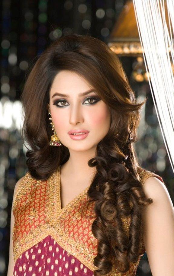 Pakistani Actress Mehwish Hayat Cute Latest Stills