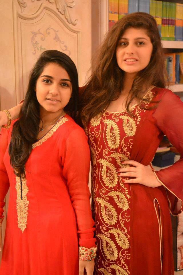 Pakistani Desi Girls hot pics
