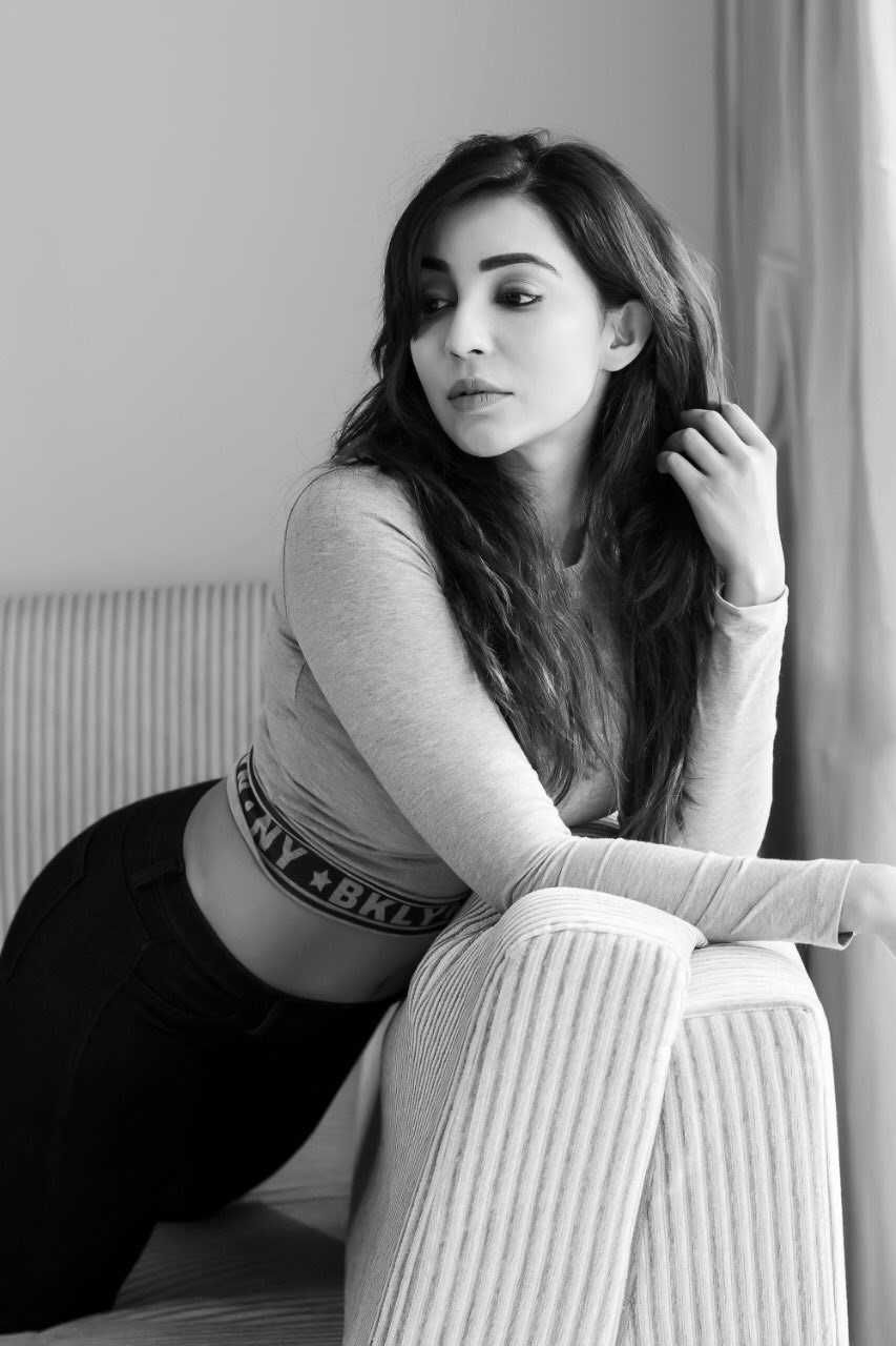 Parvati Nair Latest PhotosPics