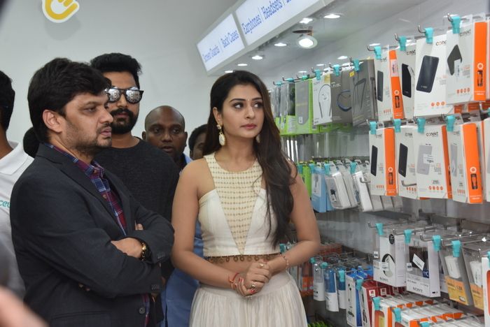 Payal Rajput Opens Celekt Mobile Photos