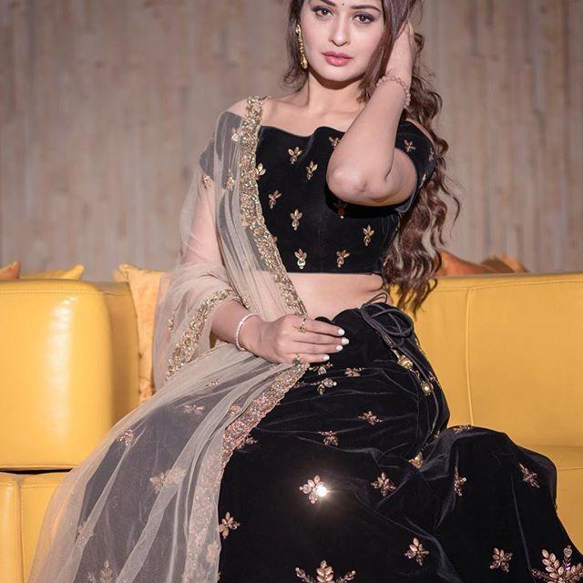 Payal Rajput beautiful Images
