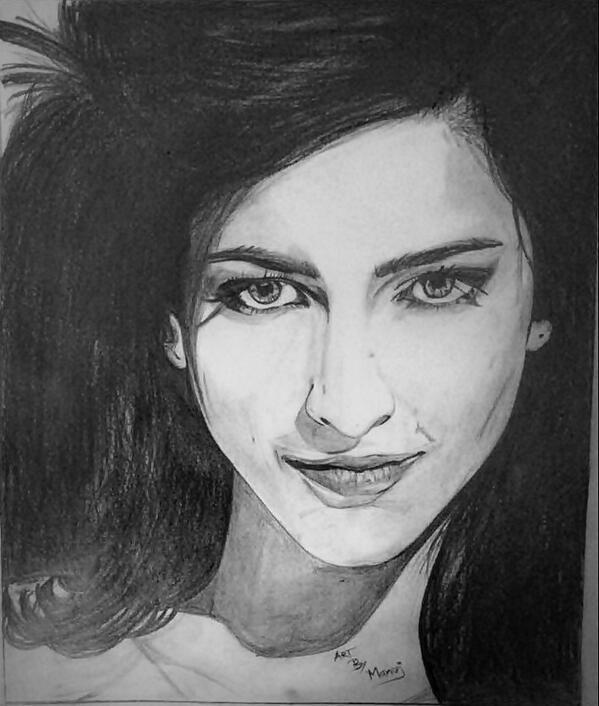 Pencil Sketch of Shruti Haasan Photos