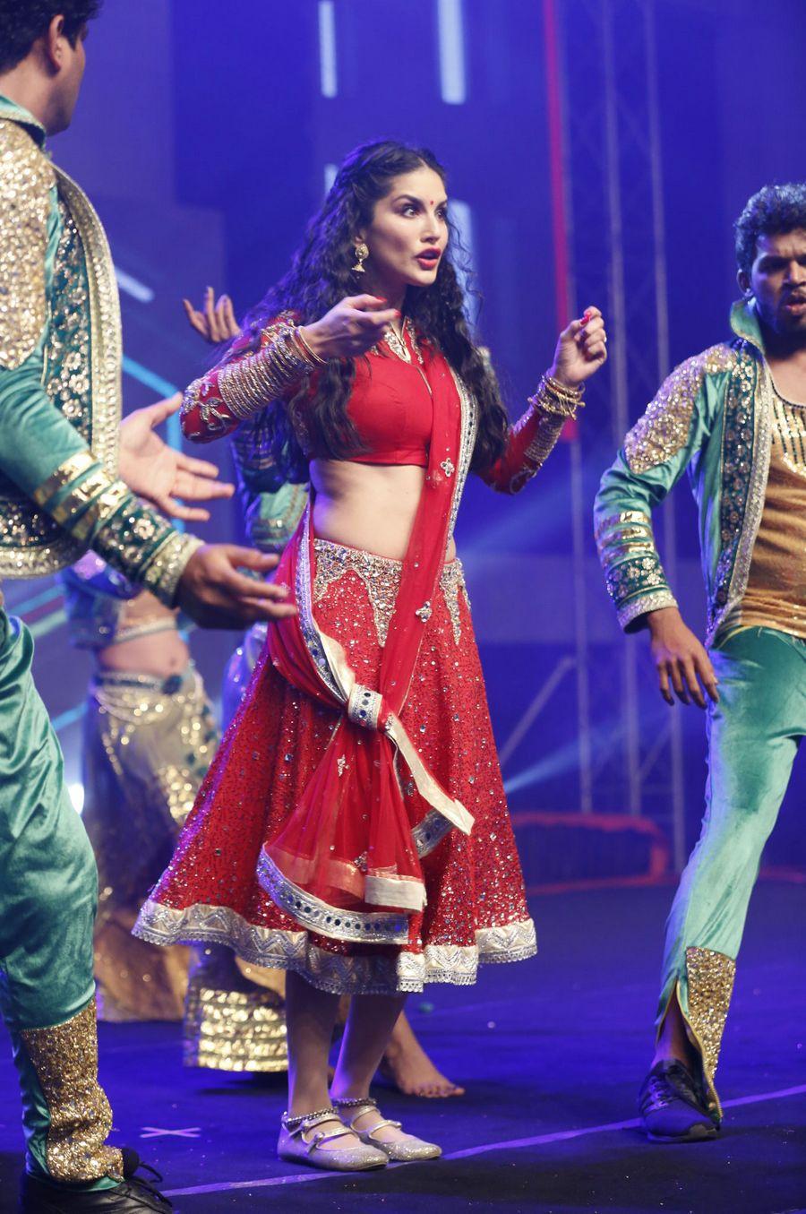 Photos: Sunny Leone At Rogue Audio Launch Event