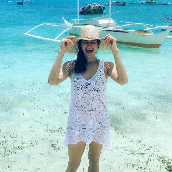 Pooja Batra Enjoys Her Philippines Vacation Photos