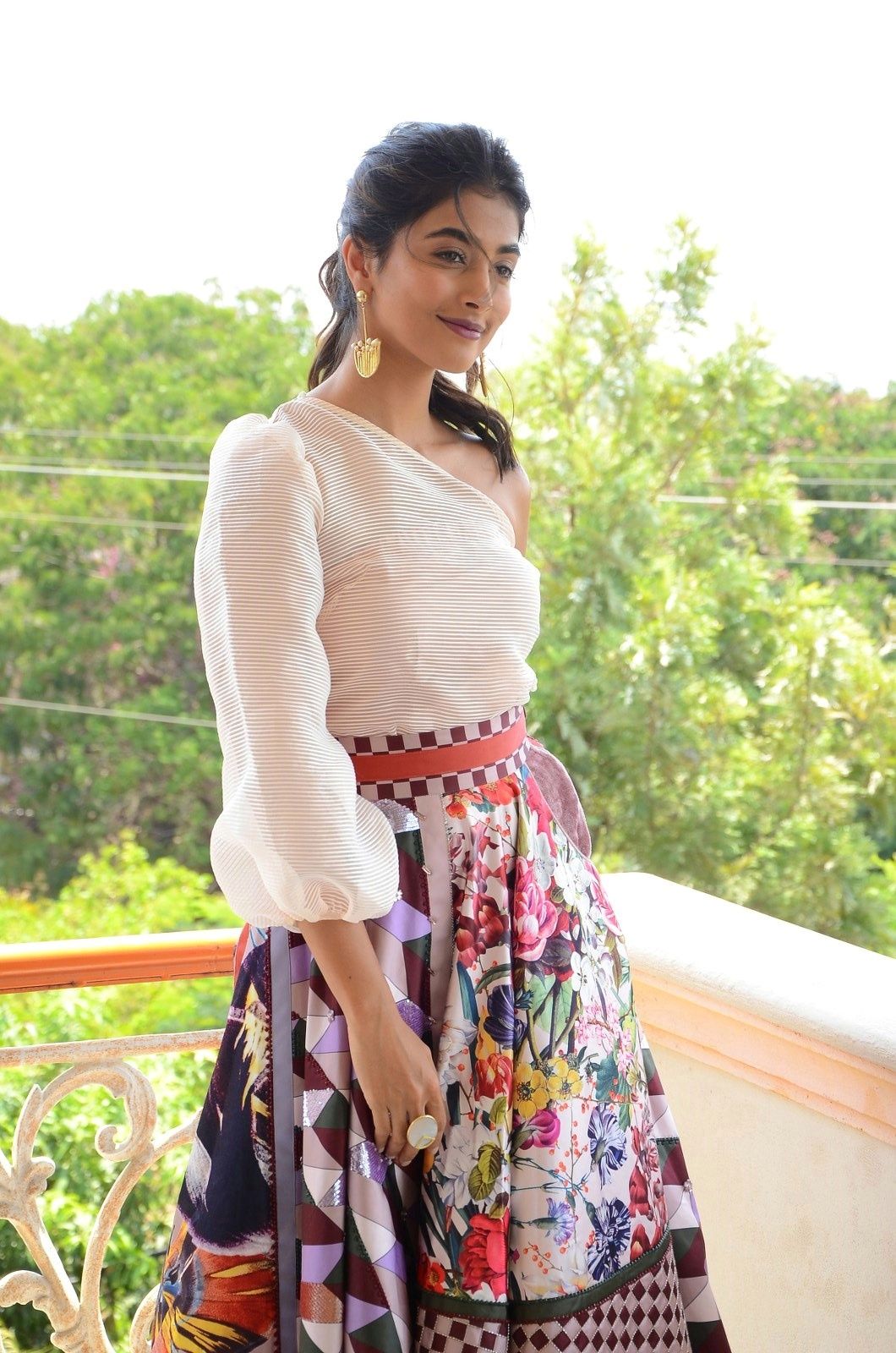 Pooja Hegde Latest New Images
