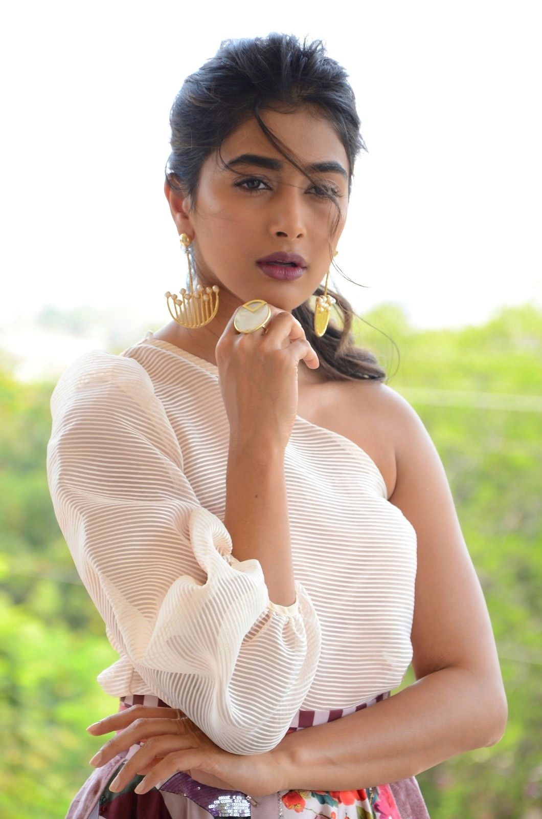 Pooja Hegde Latest New Images