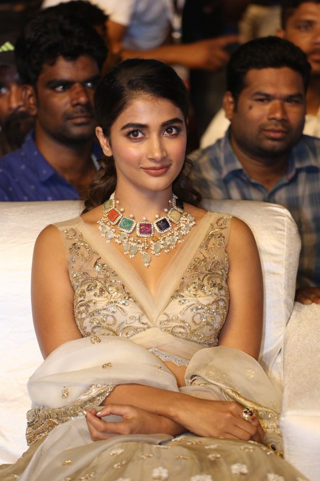 Pooja Hegde Latest New Photos