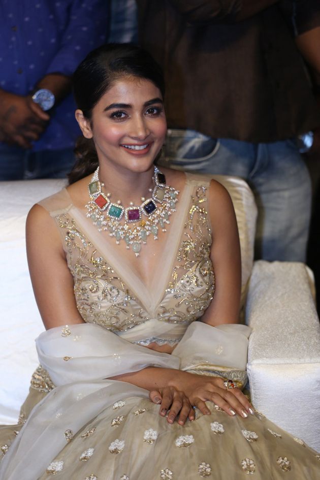 Pooja Hegde Latest New Photos