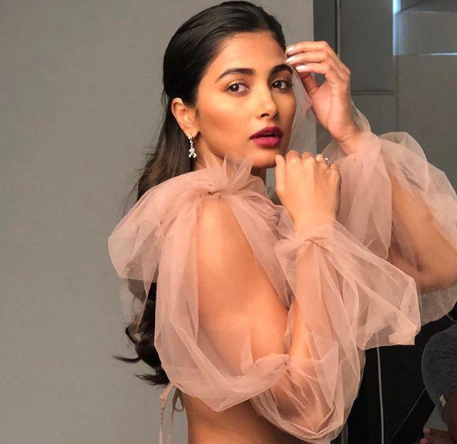 Pooja Hegde Latest Unseen Hot Photos