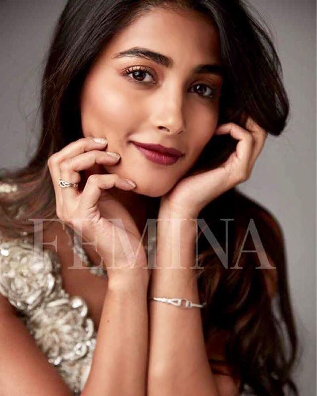 Pooja Hegde Latest Unseen Hot Photos