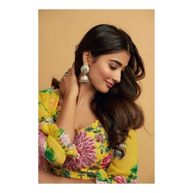 Pooja Hegde New WallPapers