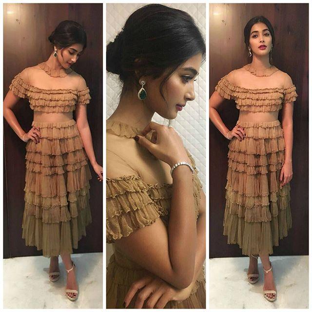 Pooja Hegde Stunning Beautiful Hot Unseen Photos Collection