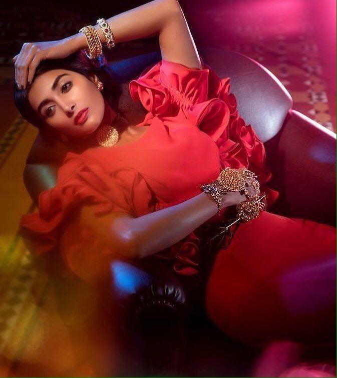 Pooja Hegde Stunning Beautiful Hot Unseen Photos Collection