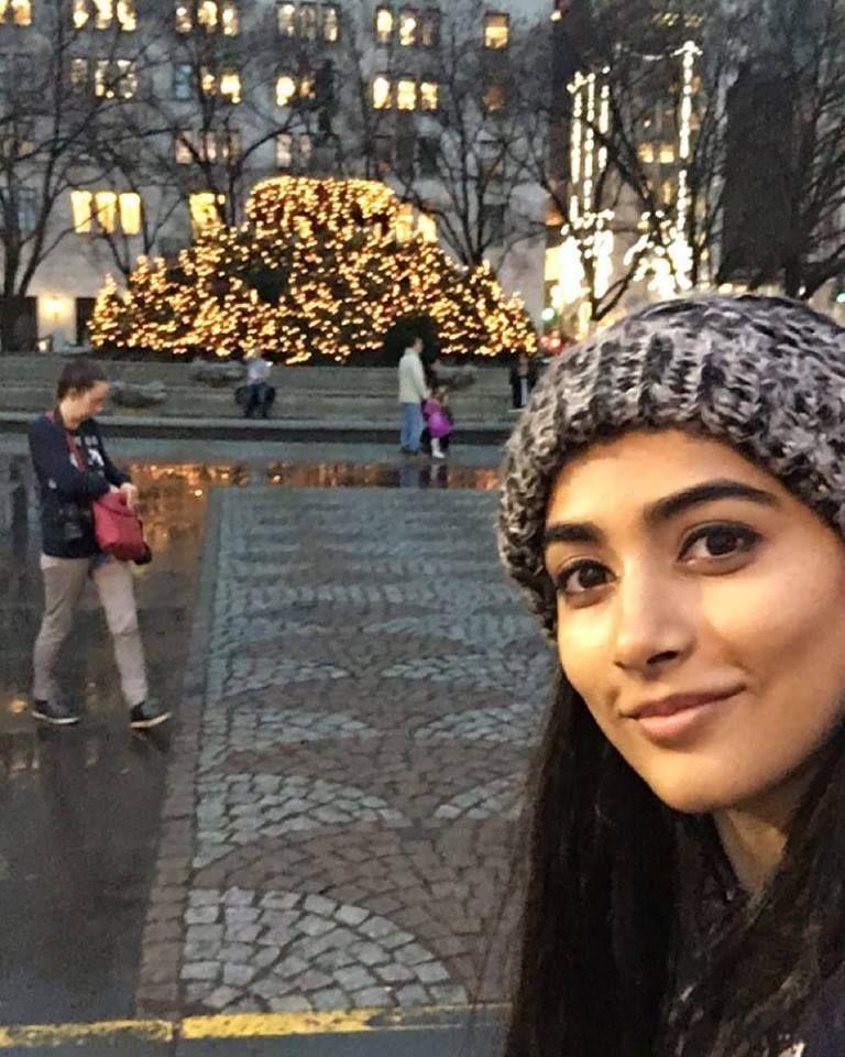 Pooja Hegde Stunning Beautiful Hot Unseen Photos Collection