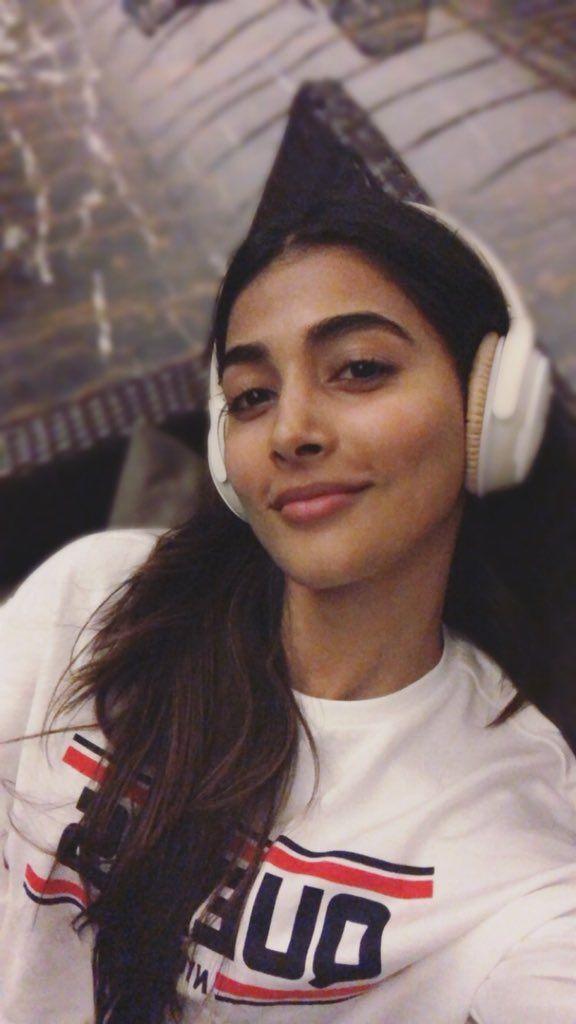 Pooja Hegde Stunning Beautiful Hot Unseen Photos Stills
