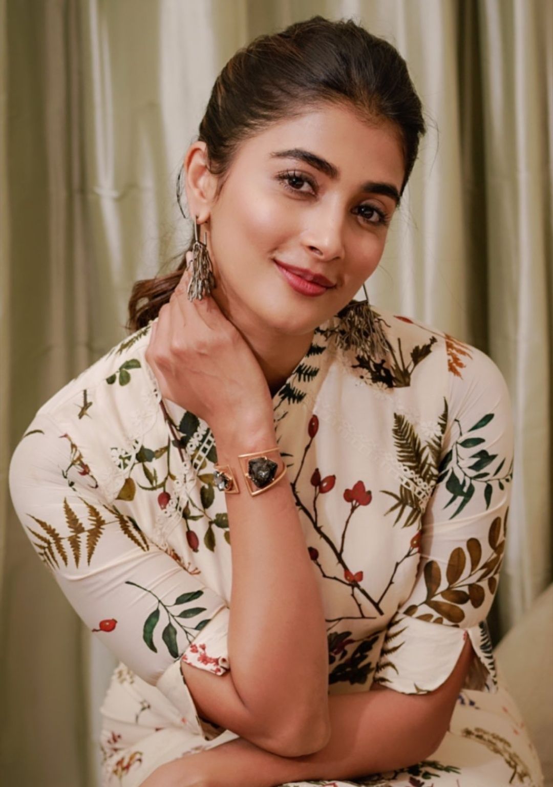 Pooja Hegde meets press at Hotel Marriott