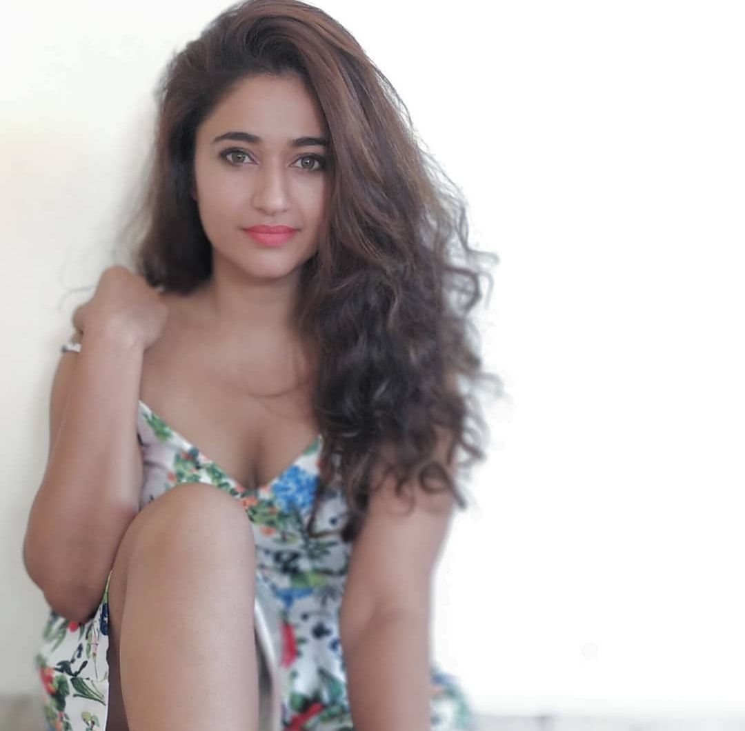 Poonam Bajwa latest clicks